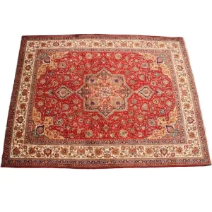 Durable Persian Tabriz carpet perfect for high-traffic areas