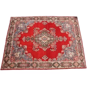 Handmade Kashan carpet, intricate floral design, living room decor