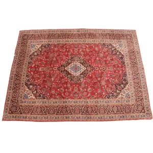 High-quality Kashan rug, rich colors, durable and soft