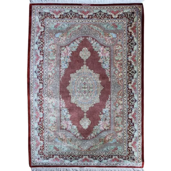 Bradran Persian Carpets – Handmade Qom Silk Rug Extravagance