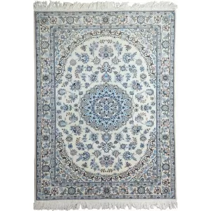 Persian Nain rug in bedroom, cozy atmosphere, soft underfoot, relaxation